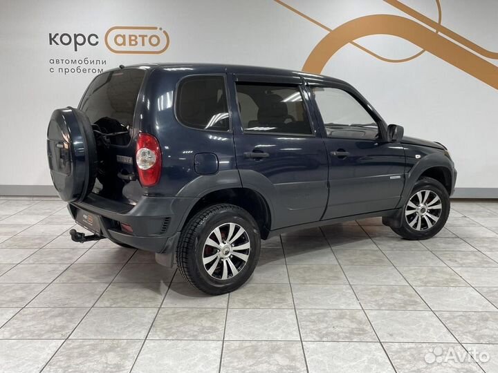 Chevrolet Niva, 2011