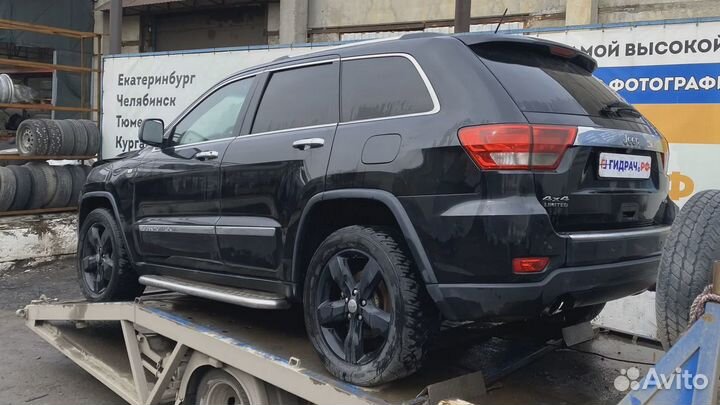 Козырек солнцезащитный левый Jeep Grand Cherokee (WK2) 1LS25hdaad