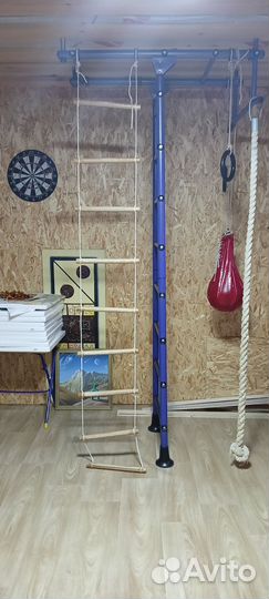 Спортивный уголок, шведская стенка с турником