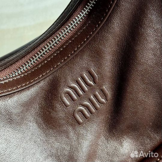 Сумка Miu Miu женская кожаная