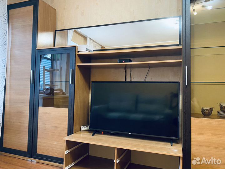 Стенка в гостиную бу