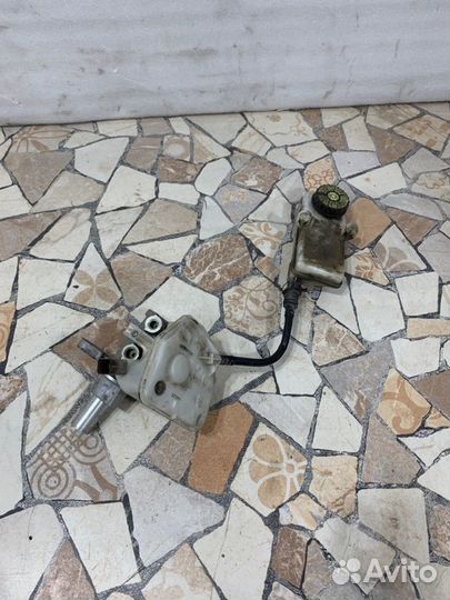 Главный тормозной цилиндр Citroen C4 хэтчбэк EP6