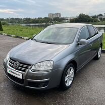 Volkswagen Jetta 1.6 MT, 2008, 277 340 км, с пробегом, цена 615 000 руб.