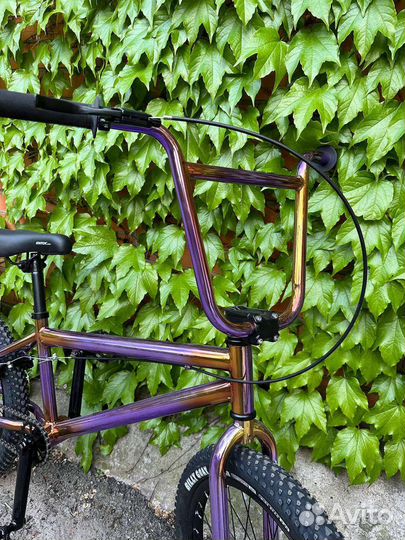 Трюковой велосипед BMX