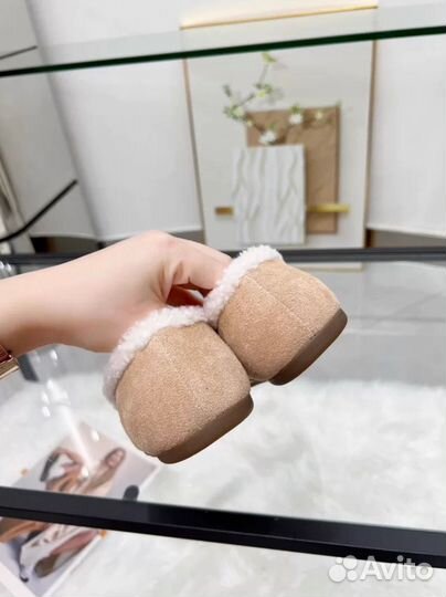 Лоферы женские зимние