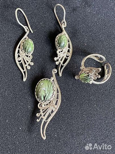 Гарнитуры Ростовская финифть Роспись на эмали