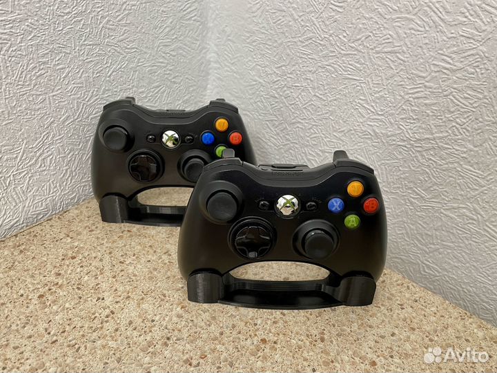 Прошитый Xbox 360 Slim (игры, 2 геймпада, кинект)