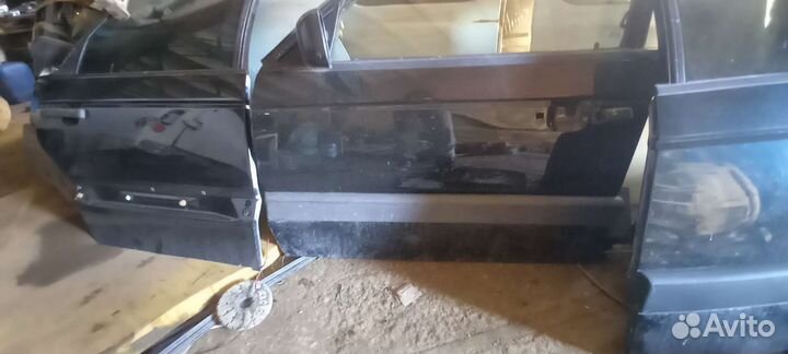 Двери комплект фольксваген б3