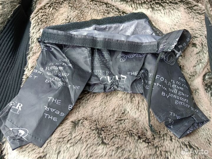 Комбинезон для маленькой собаки новый