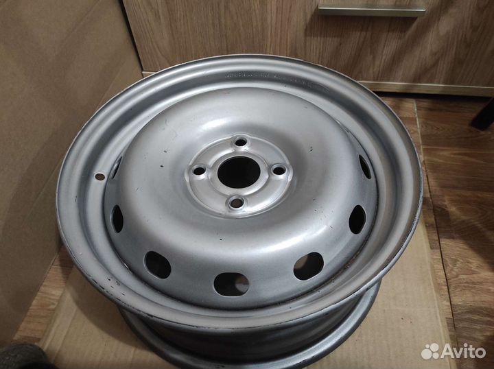 Диски штампованные r15 magnetto