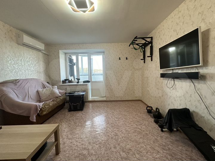 3-к. квартира, 82 м², 5/15 эт.