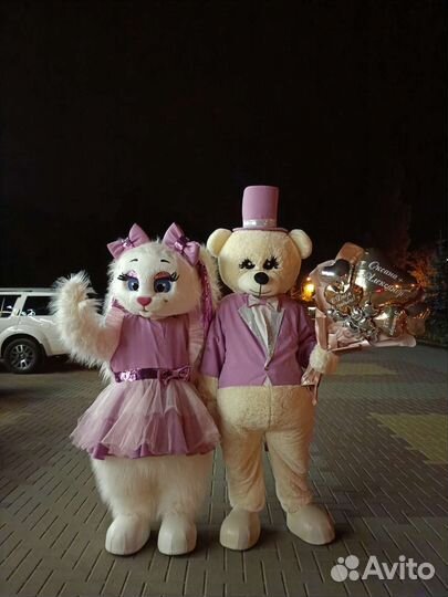 Зайка Ляля, ростовая кукла, аниматор