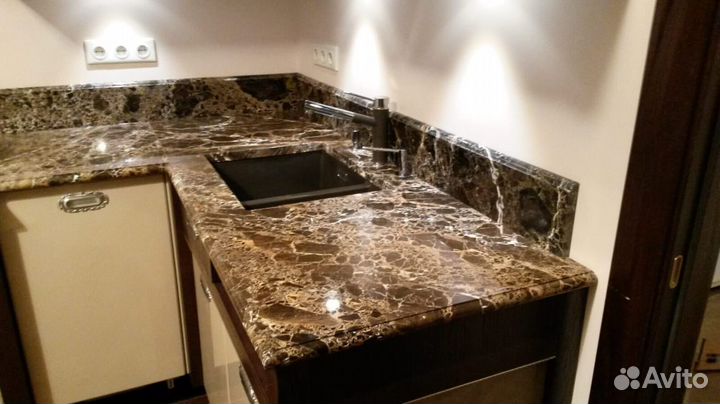 Мраморная столешница для кухни натуральный камень