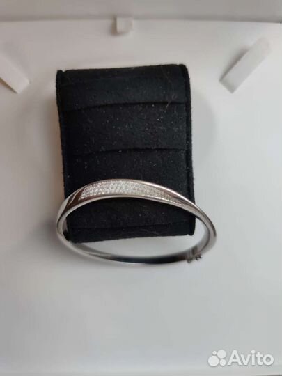 Золотой браслет с бриллиантами