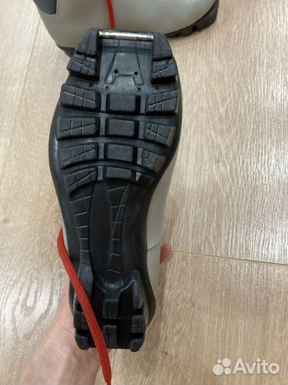 Лыжные ботинки детские 32 размер