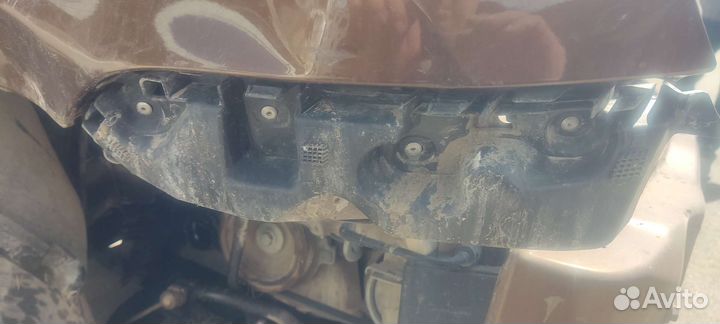 Крепление бампера Renault Duster 622220011R