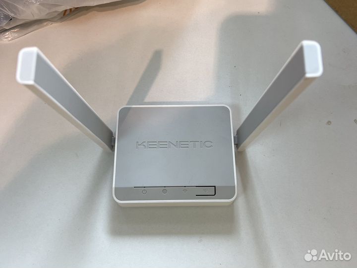 Роутер Keenetic KN 1210