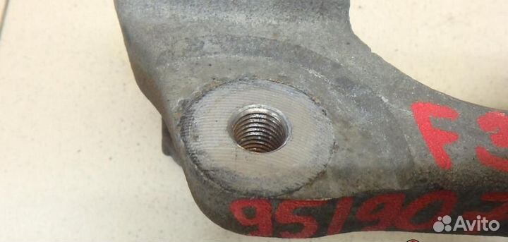 Скоба суппорта переднего BMW 1-Series (F20,F21) 20