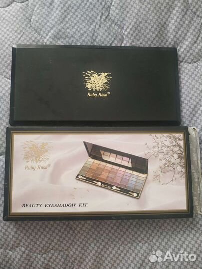 Тени Too Faced Revolution Ucanbe Ruby Rose