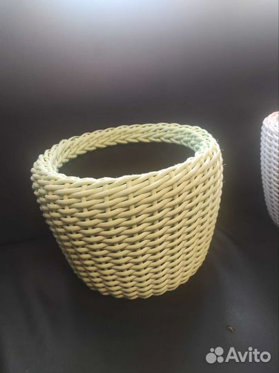 Кашпо из ротанга