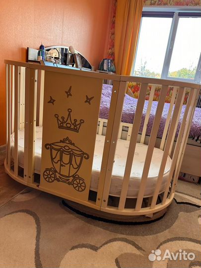 Круглая кроватка трансформер с маятником