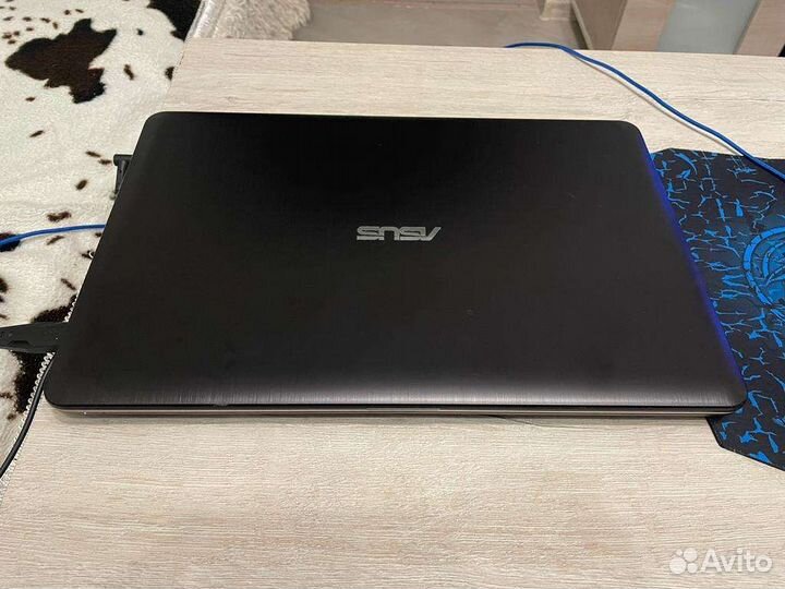 Ноутбук Asus D540Y