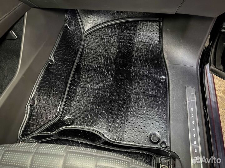 Автоковрики на Cadillac Escalade V 2023