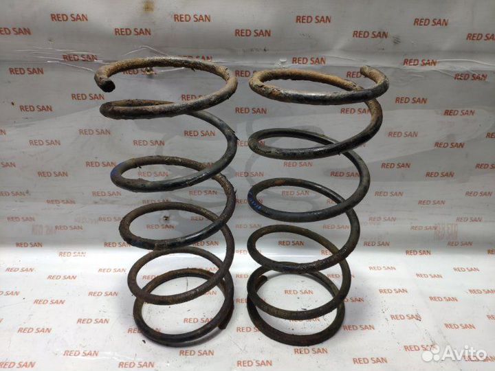 Пружина подвески задняя Mitsubishi Pajero Sport