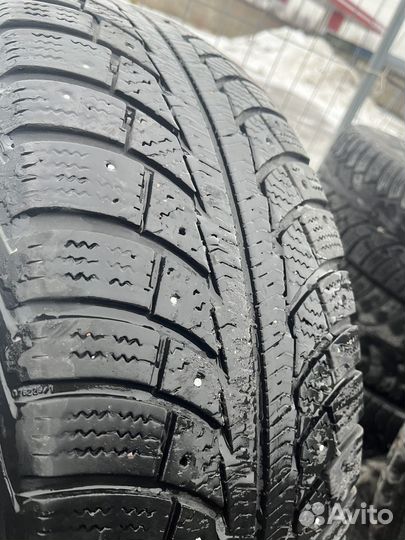 Gislaved Nord Frost 5 235/65 R17 108T