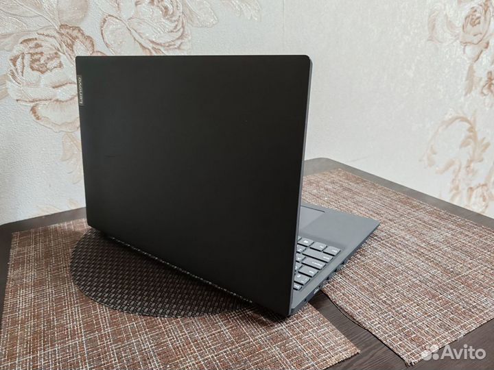 Lenovo i5 10gen/FHD/12Gb ddr4/SSD128