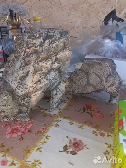 Декоративный грот для аквариума