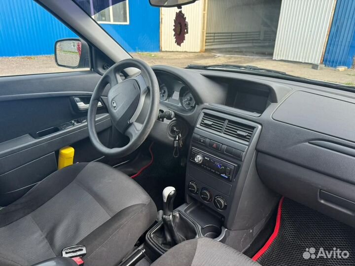 LADA Priora 1.6 МТ, 2018, 111 000 км