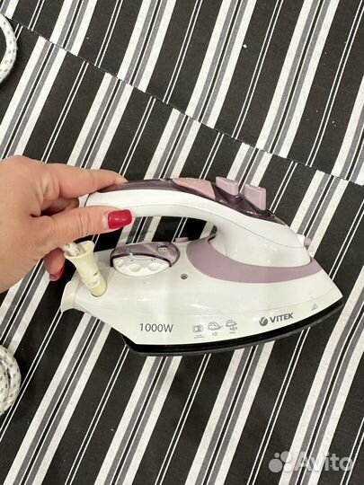 Утюг Vitek