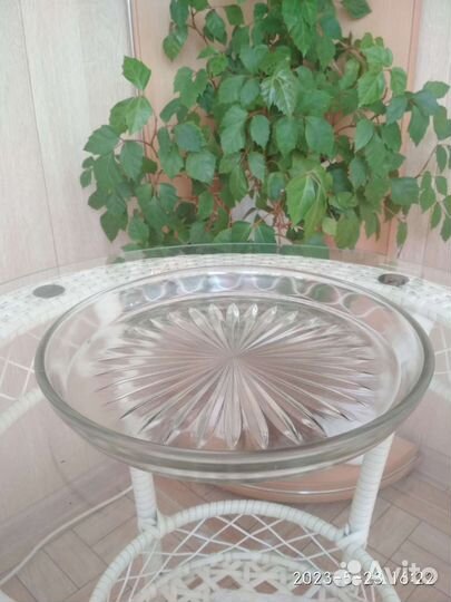 Блюдо (поднос) из толстого стекла