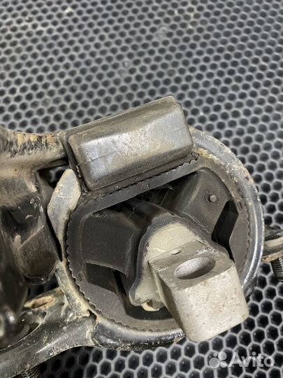 Подушка МКПП Volkswagen polo 5