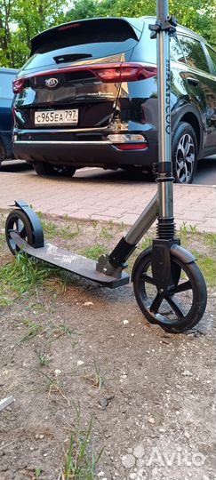 Самокат maxiscoo 