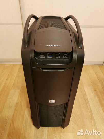 Корпус Cooler Master Cosmos II