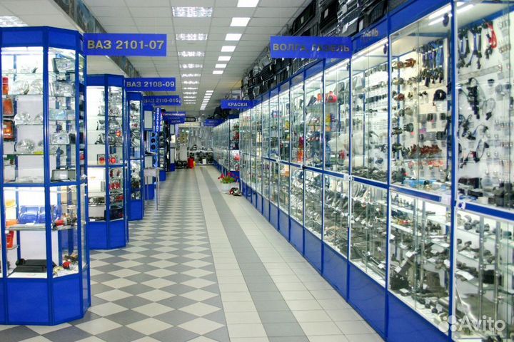 Витрины для магазина запчастей