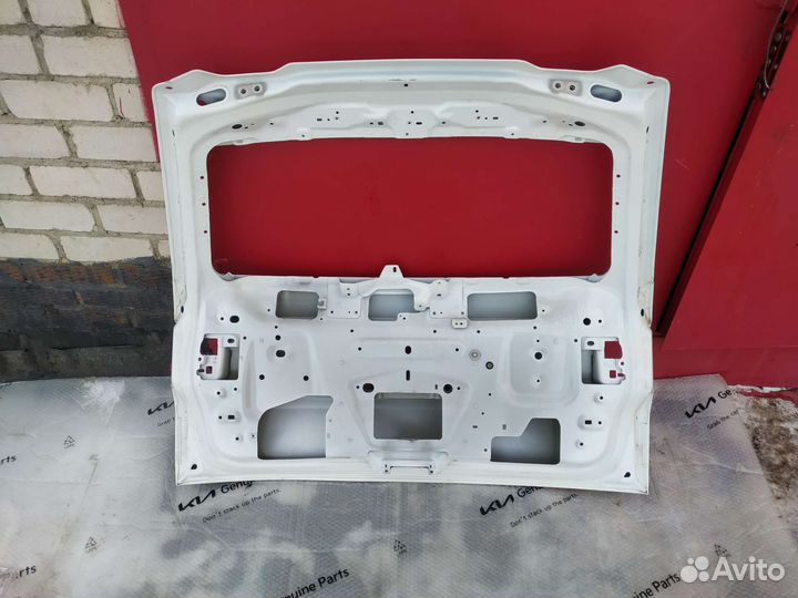 Крышка багажника Land Rover Discovery Sport