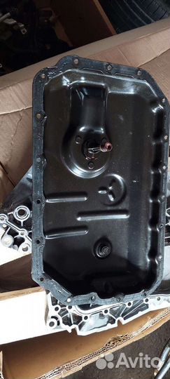 Масляный поддон в сборе от мотора CGW