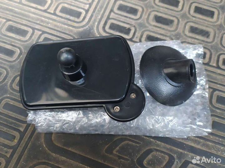 Дополнительное зеркало заднего вида