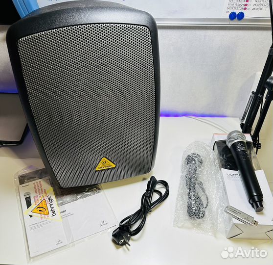 Аккумуляторная колонка Behringer MPA40BT