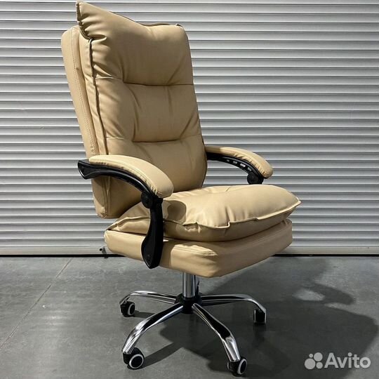 Офисное кресло новое