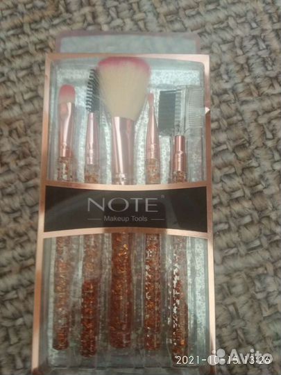 Кисти для макияжа