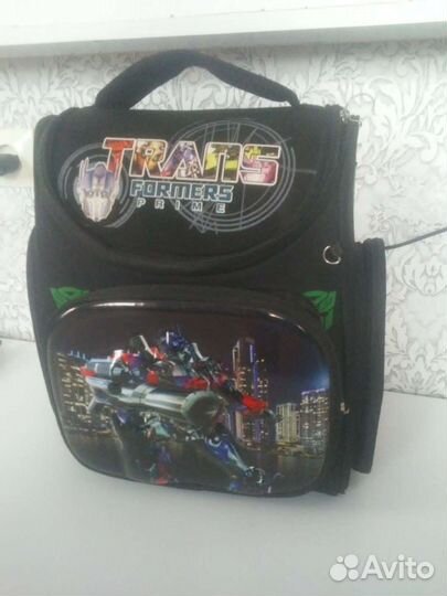 Школьный рюкзак