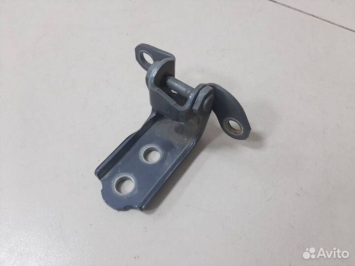 Петля двери задней левой нижняя Toyota Land Cruiser J100 1998-2007