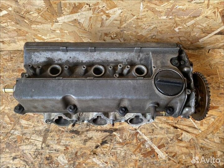 Головка блока цилиндров передняя Nissan Maxima