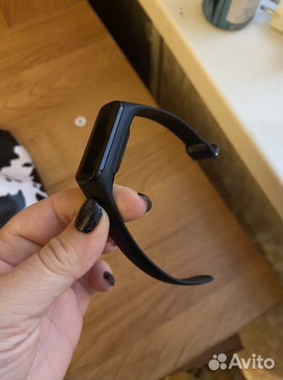Фитнес браслет samsung fit(e)