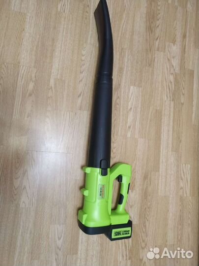 Ветродуйка на аккумуляторе