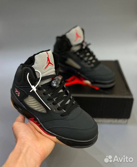 Nike Air Jordan 5 Retro Gore-Tex Off Noir (41-46)